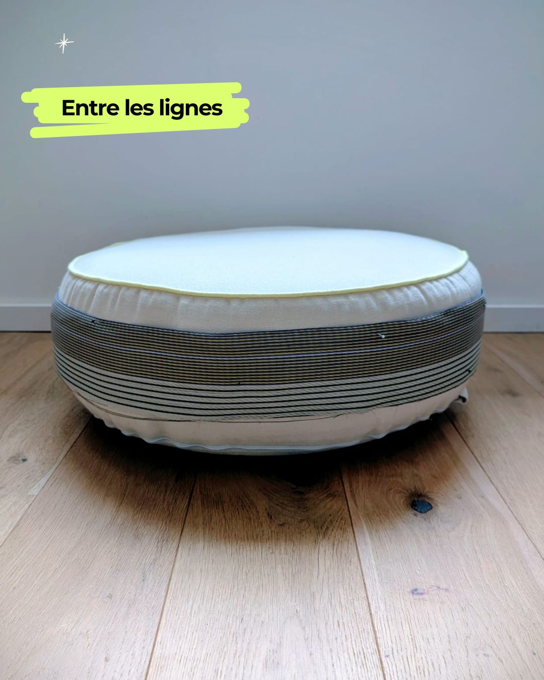 Le Pouf Entre les lignes